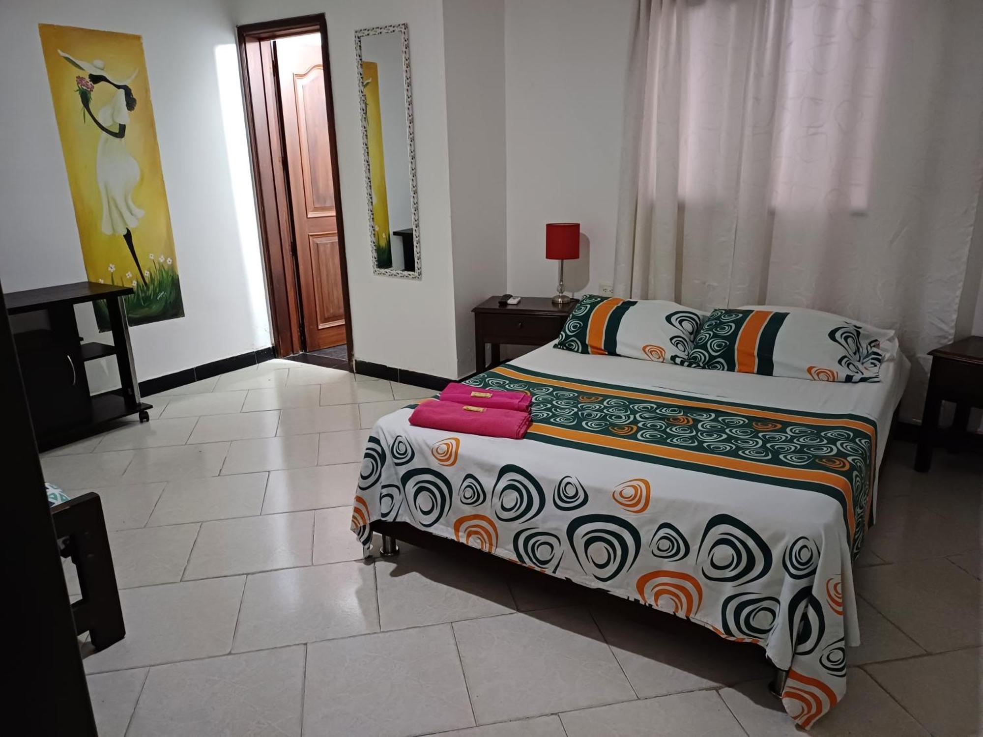 Casablanca Hostel Cali B&B Zewnętrze zdjęcie