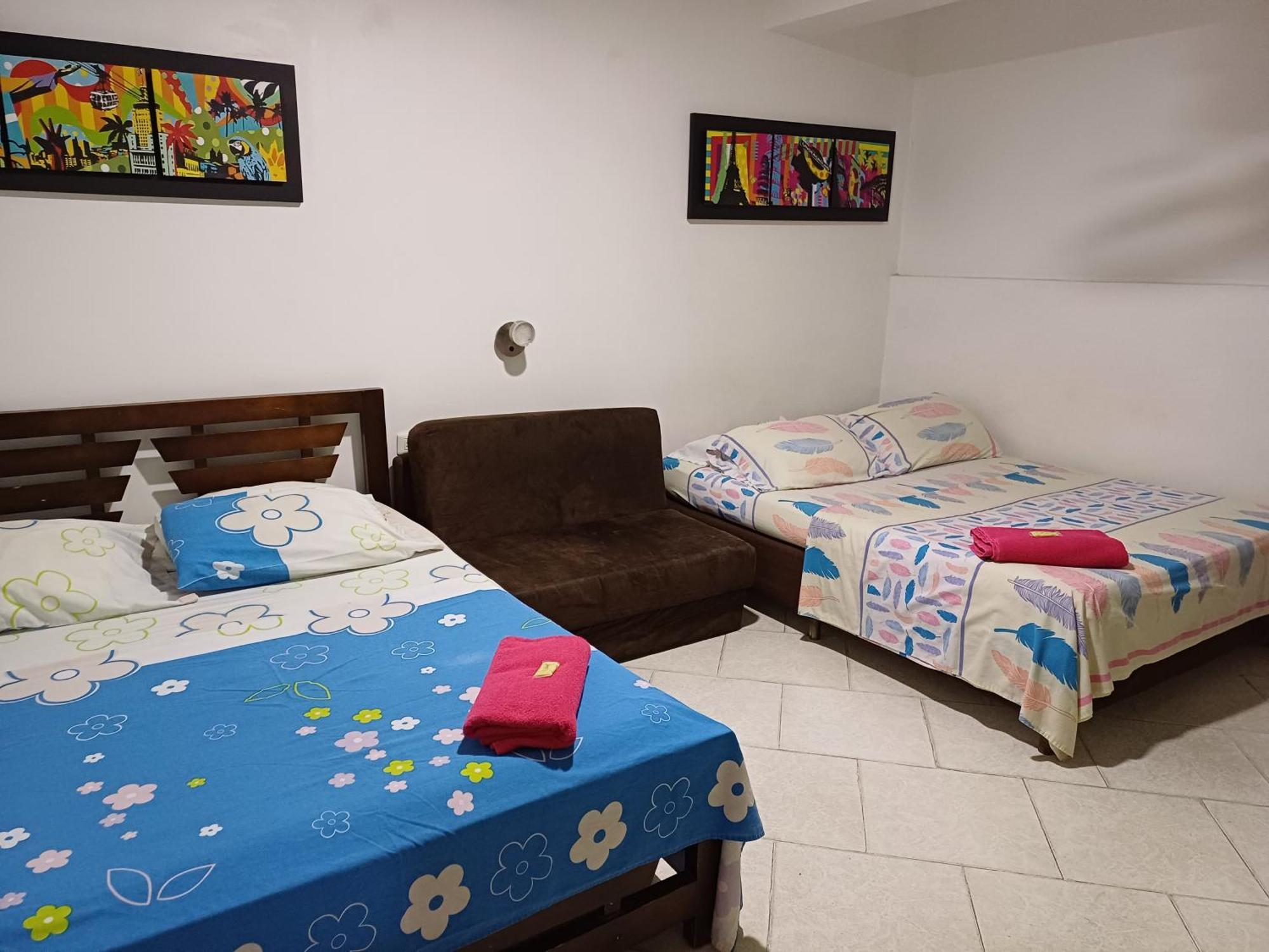 Casablanca Hostel Cali B&B Zewnętrze zdjęcie